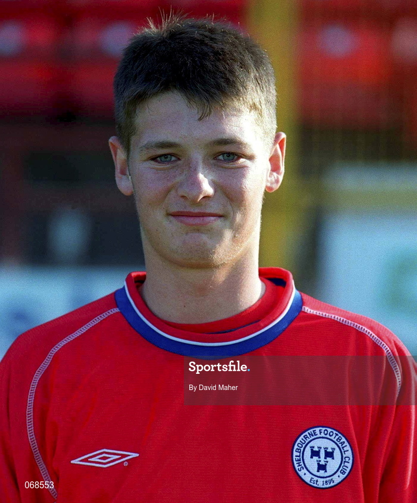 27 July 2001; Wesley Houlihan of Shelbourne during the pre-season friendly match between Shelbourne and Wycombe Wanderers at Tolka Park in Dublin. Photo by David Maher/Sportsfile