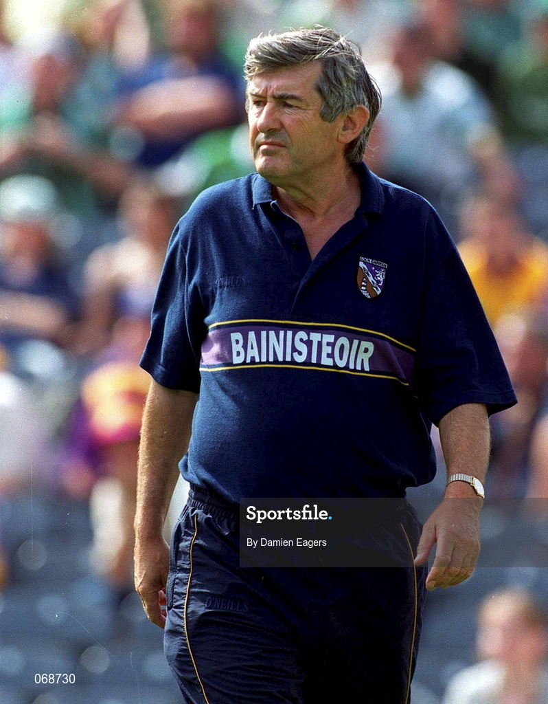 29 July 2001; Wexford managerTony Dempsey during the Guinness All-Ireland Senior Hurling Championship Quarter-Final match between Wexford and Limerick at Croke Park in Dublin. Photo by Damien Eagers/Sportsfile