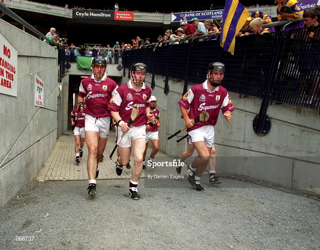 29 July 2001; The Galway team make their way onto the pitch ahead of the Guinness All-Ireland Senior hurling Championship Quarter-Final match between Galway and Derry at Croke Park in Dublin. Photo by Damien Eagers/Sportsfile