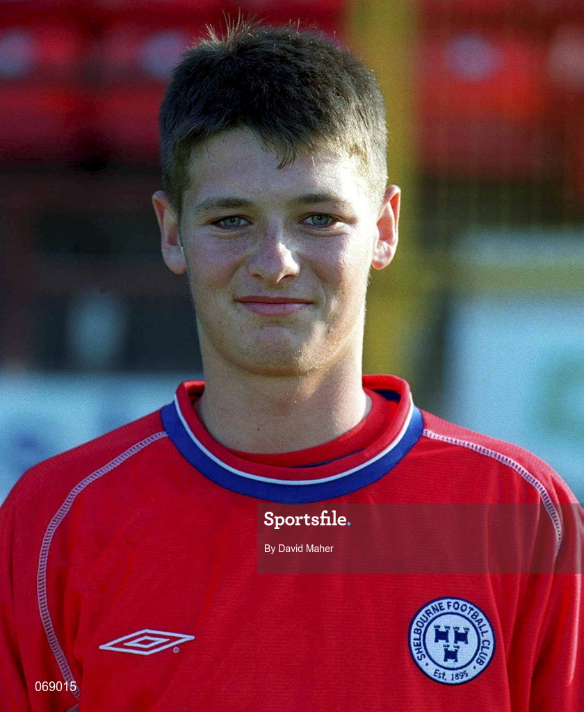 27 July 2001; Wesley Houlihan of Shelbourne during the pre-season friendly match between Shelbourne and Wycombe Wanderers at Tolka Park in Dublin. Photo by David Maher/Sportsfile