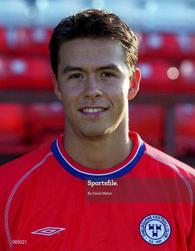 27 July 2001; Owen Heary of Shelbourne during the pre-season friendly match between Shelbourne and Wycombe Wanderers at Tolka Park in Dublin. Photo by David Maher/Sportsfile