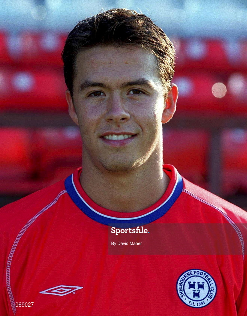 27 July 2001; Glen Downey of Shelbourne during the pre-season friendly match between Shelbourne and Wycombe Wanderers at Tolka Park in Dublin. Photo by David Maher/Sportsfile