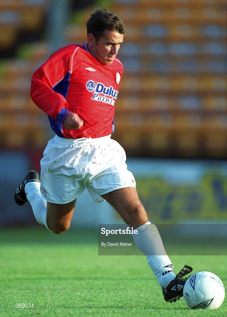 27 July 2001; Pat Fenlon of Shelburne during the pre-season friendly match between Shelbourne and Wycombe Wanderers at Tolka Park in Dublin. Photo by David Maher/Sportsfile