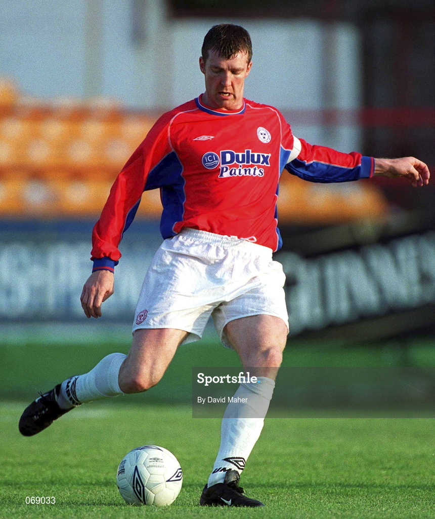 27 July 2001; Paul McCarthy of Shelbourne during the pre-season friendly match between Shelbourne and Wycombe Wanderers at Tolka Park in Dublin. Photo by David Maher/Sportsfile