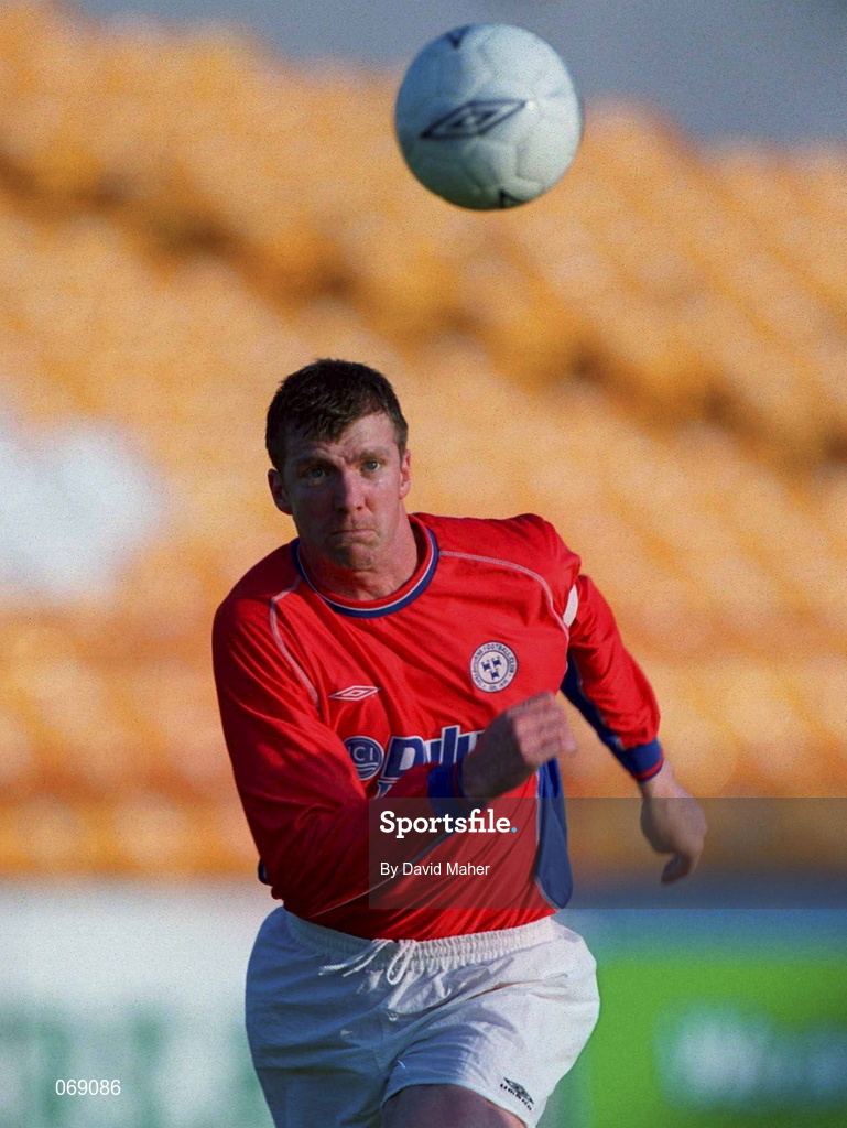 27 July 2001; Jim Gannon of Shelbourne during the pre-season friendly match between Shelbourne and Wycombe Wanderers at Tolka Park in Dublin. Photo by David Maher/Sportsfile