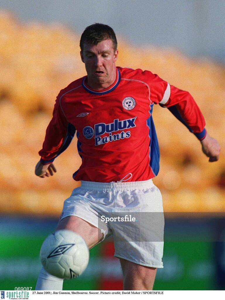 27 June 2001; Jim Gannon, Shelbourne. Soccer. Picture credit; David Maher / SPORTSFILE