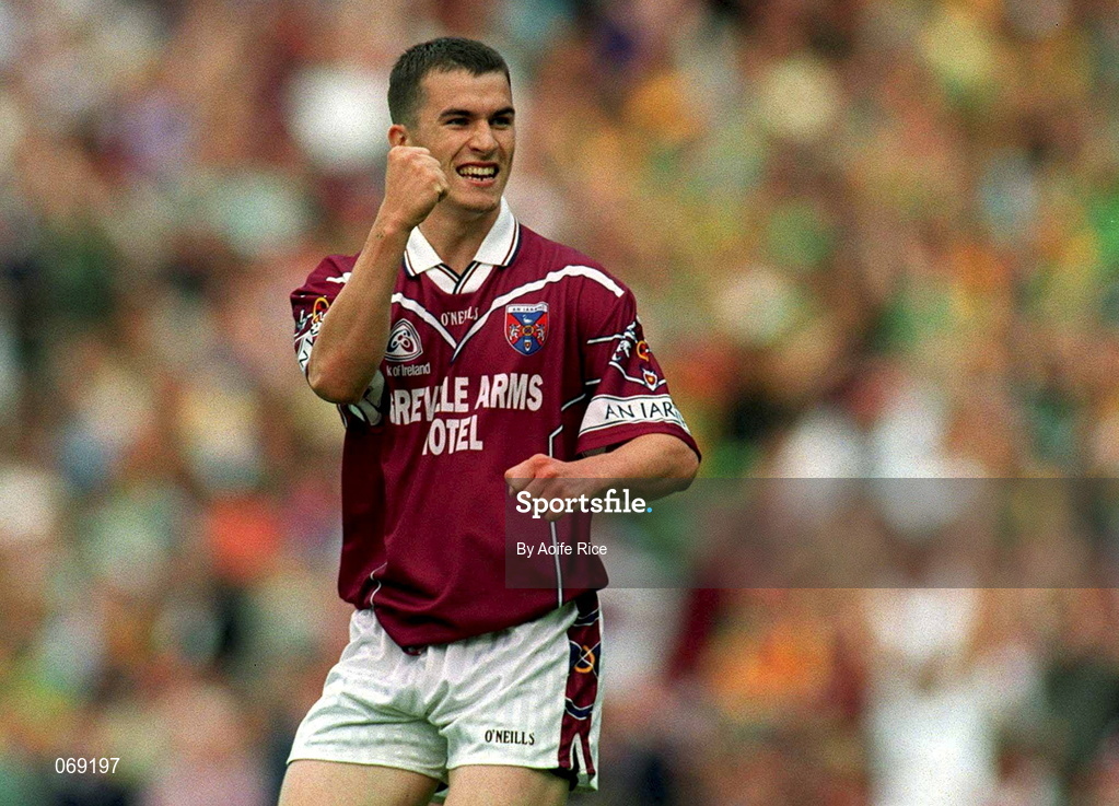 5 August 2001; Dessie Dolan of Westmeath celebrates scoring his side's third goal during the Bank of Ireland All-Ireland Senior Football Championship Quarter-Final match between Meath and Westmeath at Croke Park in Dublin. Photo by Aoife Rice/Sportsfile