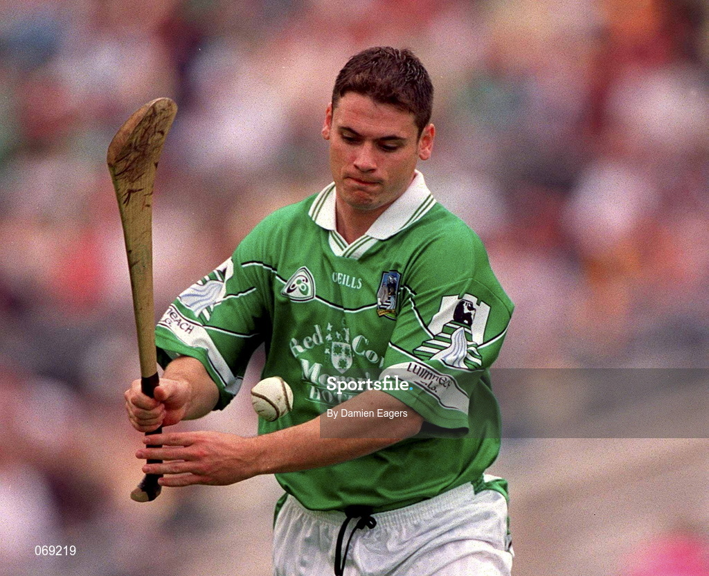 29 July 2001; Barry Foley of Limerick during the Guinness All-Ireland Senior Hurling Championship Quarter-Final match between Wexford and Limerick at Croke Park in Dublin. Photo by Damien Eagers/Sportsfile
