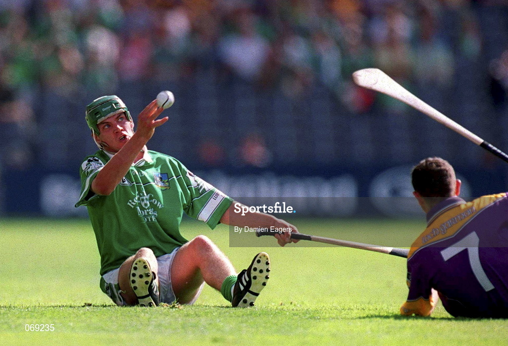 29 July 2001; Mike O'Brien of Limerick during the Guinness All-Ireland Senior Hurling Championship Quarter-Final match between Wexford and Limerick at Croke Park in Dublin. Photo by Damien Eagers/Sportsfile