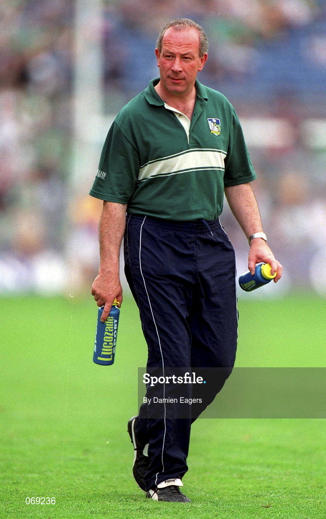 29 July 2001; Limerick selector Mossie Carroll during the Guinness All-Ireland Senior Hurling Championship Quarter-Final match between Wexford and Limerick at Croke Park in Dublin. Photo by Damien Eagers/Sportsfile