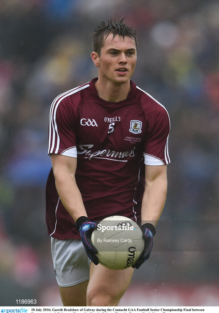 10 July 2016; Gareth Bradshaw of Galway during the Connacht GAA Football Senior Championship Final between Roscommon and Galway at Pearse Stadium in Galway. Photo by Ramsey Cardy/Sportsfile