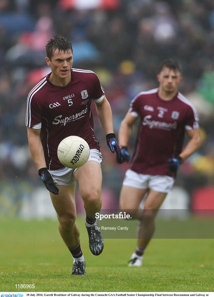 10 July 2016; Gareth Bradshaw of Galway during the Connacht GAA Football Senior Championship Final between Roscommon and Galway at Pearse Stadium in Galway. Photo by Ramsey Cardy/Sportsfile