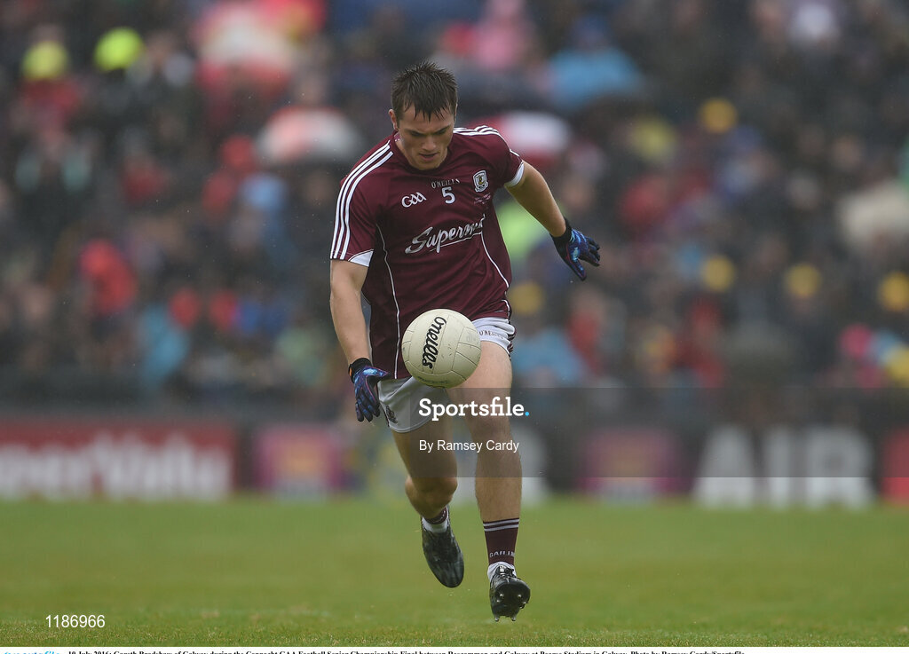 10 July 2016; Gareth Bradshaw of Galway during the Connacht GAA Football Senior Championship Final between Roscommon and Galway at Pearse Stadium in Galway. Photo by Ramsey Cardy/Sportsfile