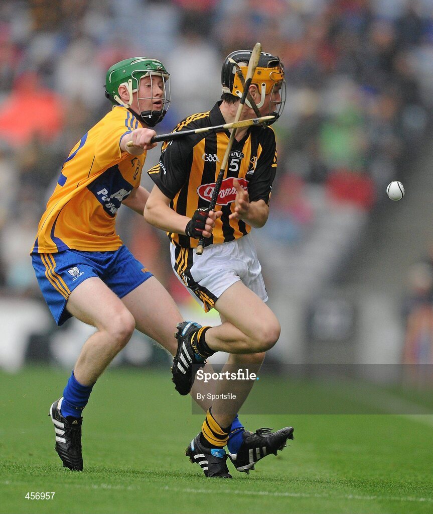 5 September 2010; Pat O'Carroll, Kilkenny, in action against Jamie Shanahan, Clare. ESB GAA Hurling All-Ireland Minor Championship Final, Kilkenny v Clare, Croke Park, Dublin. Photo by Sportsfile