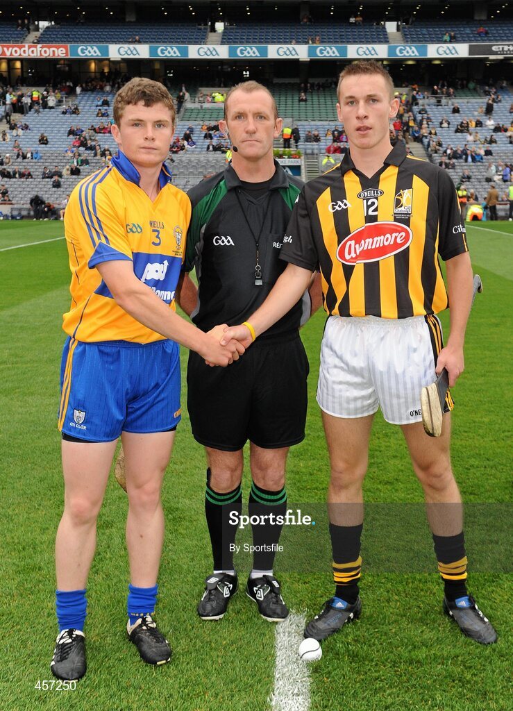 5 September 2010; Referee Anthony Stapleton with Clare captain Paul Flanagan and Kilkenny captain Cillian Buckley before the game. ESB GAA Hurling All-Ireland Minor Championship Final, Kilkenny v Clare. Photo by Sportsfile