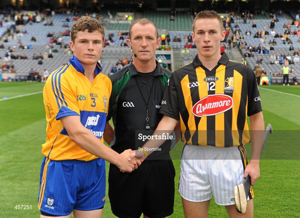 5 September 2010; Referee Anthony Stapleton with Clare captain Paul Flanagan and Kilkenny captain Cillian Buckley before the game. ESB GAA Hurling All-Ireland Minor Championship Final, Kilkenny v Clare. Photo by Sportsfile