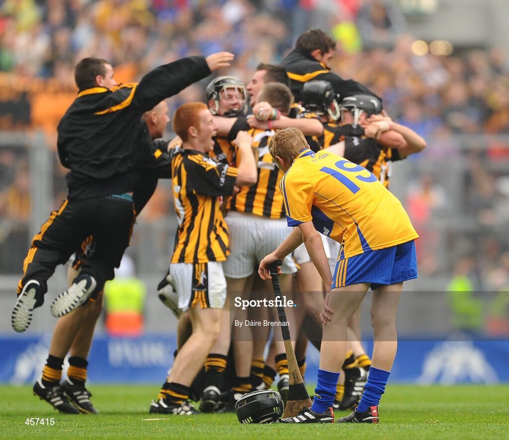 5 September 2010; David McInerney, Clare, looks at the Kilkenny players celebrating after the game. ESB GAA Hurling All-Ireland Minor Championship Final, Kilkenny v Clare. Picture credit: Dáire Brennan / SPORTSFILE