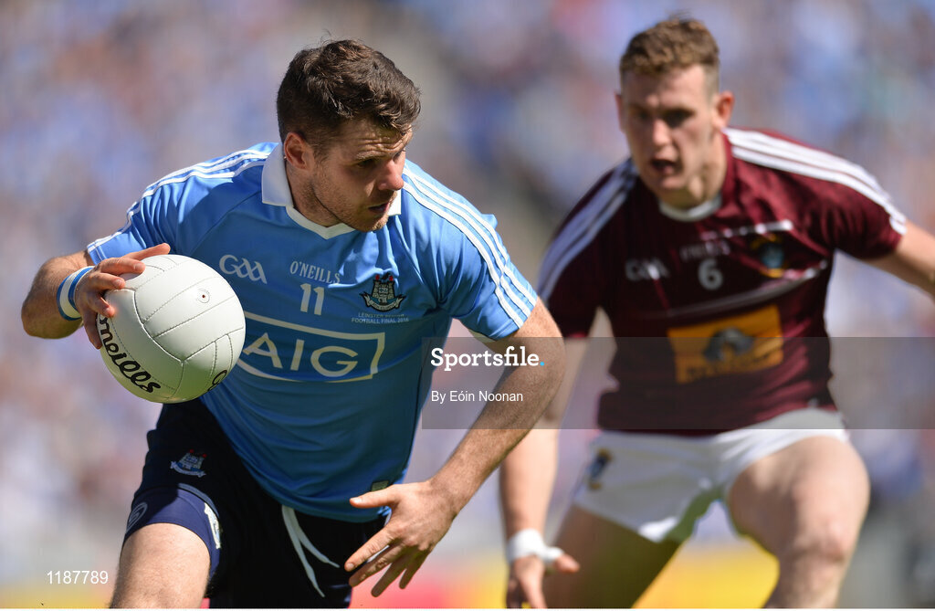 17 July 2016; Kevin McManamon of Dublin in action against Alan Stone of Westmeath during the Leinster GAA Football Senior Championship Final match between Dublin and Westmeath at Croke Park in Dubin. Photo by Eóin Noonan/Sportsfile