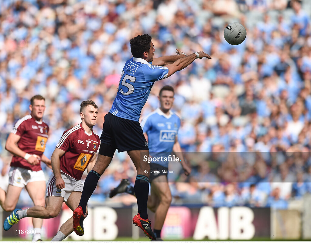 17 July 2016; Bernard Brogan of Dublin scores his side's first goal during the Leinster GAA Football Senior Championship Final match between Dublin and Westmeath at Croke Park in Dubin. Photo by David Maher/Sportsfile