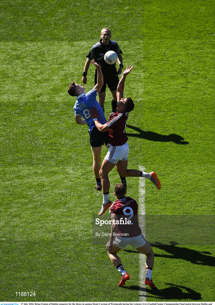 17 July 2016; Brian Fenton of Dublin competes for the throw-in against Denis Corroon of Westmeath during the Leinster GAA Football Senior Championship Final match between Dublin and Westmeath at Croke Park in Dubin. Photo by Daire Brennan/Sportsfile