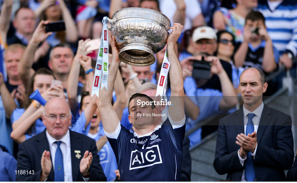 17 July 2016; Dublin captain Stephen Cluxton lifts the Delaney Cupa after the Leinster GAA Football Senior Championship Final match between Dublin and Westmeath at Croke Park in Dubin. Photo by Eóin Noonan/Sportsfile
