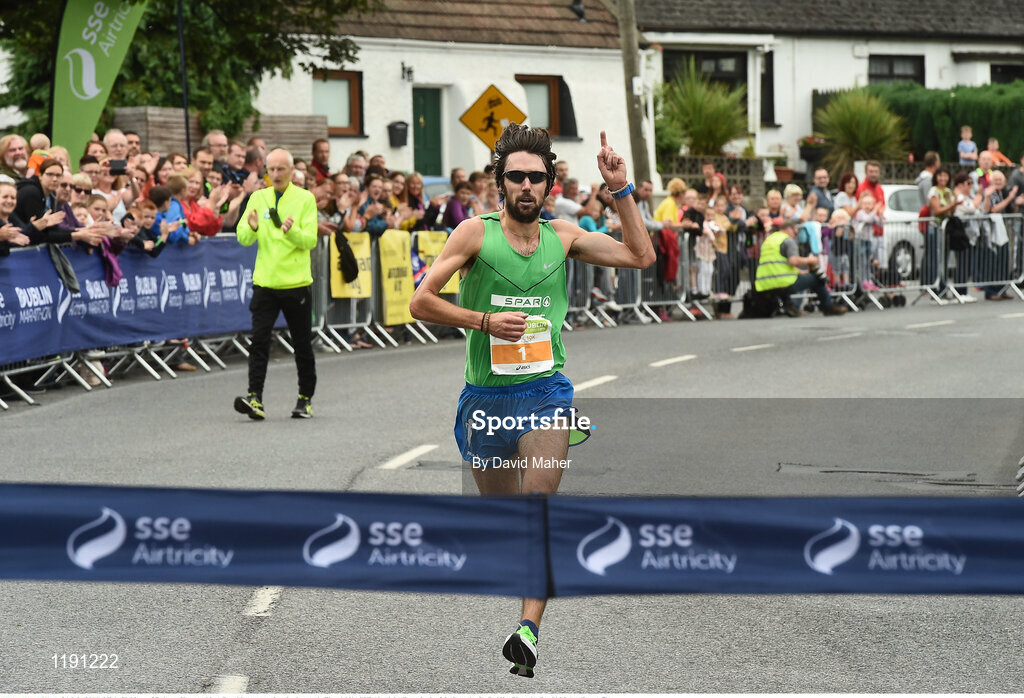 24 July 2016; Mick Clohisey of Raheny Shamrock’s AC on his way to winnnig the men's Fingal 10k, SSE Airtricity Race Series 2 in Swords, Co Dublin. Photo by David Maher/Sportsfile