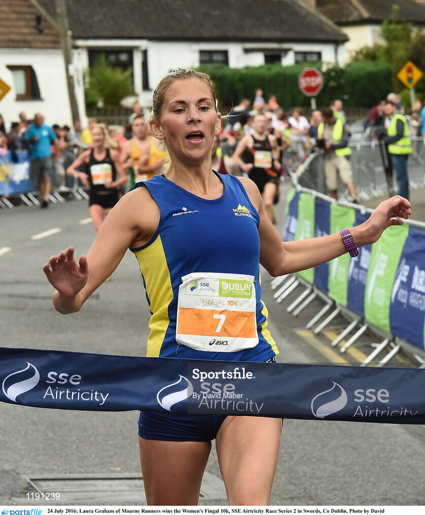 24 July 2016; Laura Graham of Mourne Runners wins the Women's Fingal 10k, SSE Airtricity Race Series 2 in Swords, Co Dublin. Photo by David Maher/Sportsfile