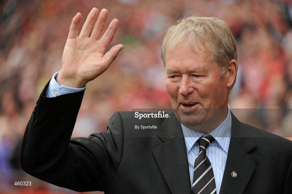 19 September 2010; RTE Gaelic Games Commentator Micheal O Muircheartaigh waves to the crowd prior to commentating on his last All-Ireland Senior Championship Final. GAA Football All-Ireland Senior Championship Final, Down v Cork, Croke Park, Dublin. Photo by Sportsfile