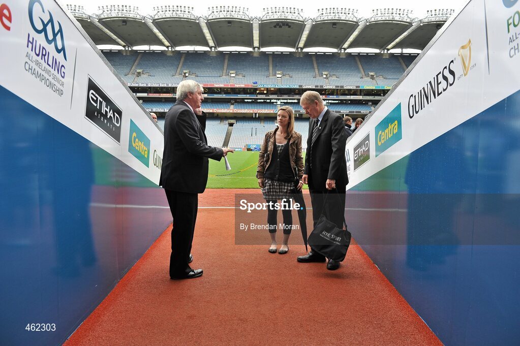 19 September 2010; RTE Gaelic Games Commentator Michéal O Muircheartaigh with his daughter Doireann and RTE presenter Michael Lyster before commentating on his last All-Ireland Senior Championship Final after a career lasting 62 years. His first broadcast was the Railway Cup Final on St Patrick's Day 1949. GAA Football All-Ireland Senior Championship Final, Down v Cork, Croke Park, Dublin. Picture credit: Brendan Moran / SPORTSFILE