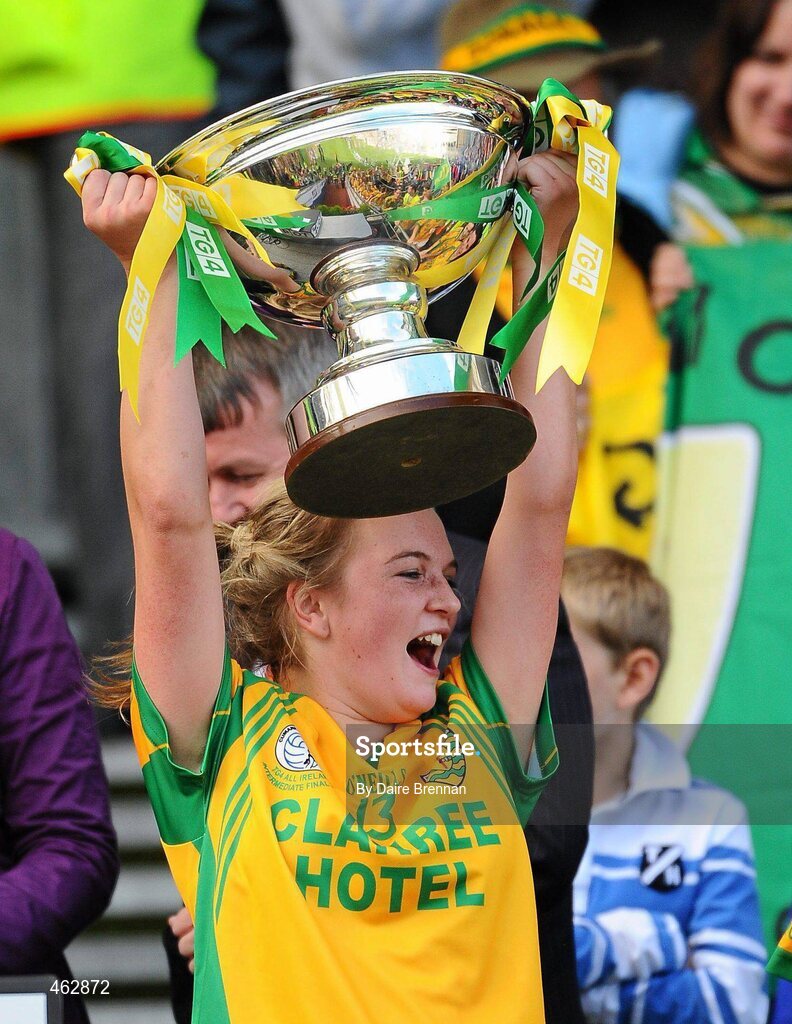 26 September 2010; Eilish Ward, Donegal, lifts the Mary Quinn Memorial Cup TG4 All-Ireland Intermediate Ladies Football Championship Final, Donegal v Waterford, Croke Park, Dublin. Picture credit: Dáire Brennan / SPORTSFILE