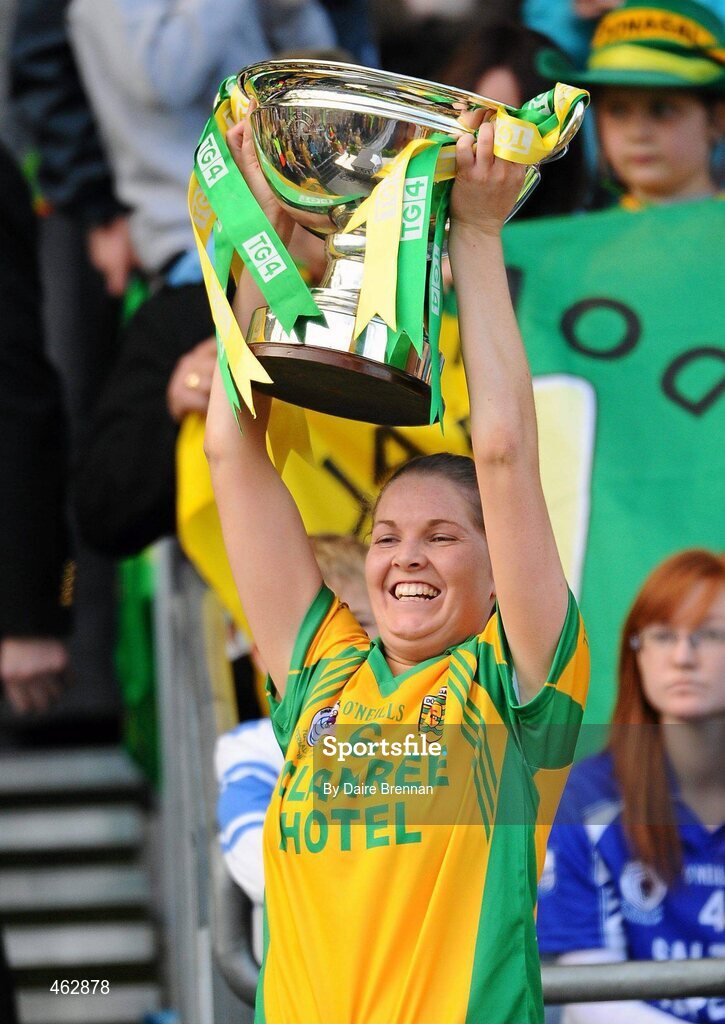 26 September 2010; Mari Herron, Donegal, lifts the Mary Quinn Memorial Cup TG4 All-Ireland Intermediate Ladies Football Championship Final, Donegal v Waterford, Croke Park, Dublin. Picture credit: Dáire Brennan / SPORTSFILE