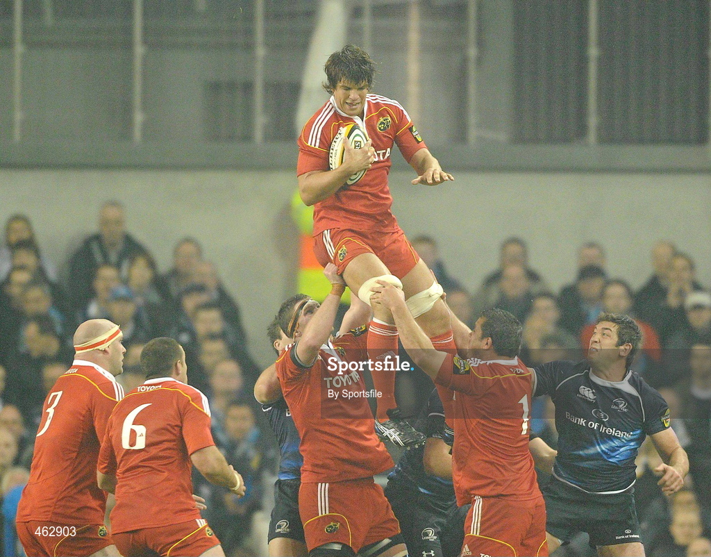 2 October 2010; Donncha O'Callaghan, Munster, takes the ball in the lineout. Celtic League, Leinster v Munster, Aviva Stadium, Lansdowne Road, Dublin. Photo by Sportsfile