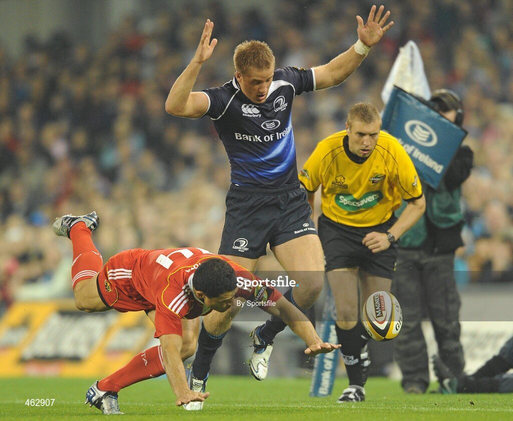 2 October 2010; Luke Fitzgerald, Leinster, in action against Doug Howlett, Munster. Celtic League, Leinster v Munster, Aviva Stadium, Lansdowne Road, Dublin. Photo by Sportsfile