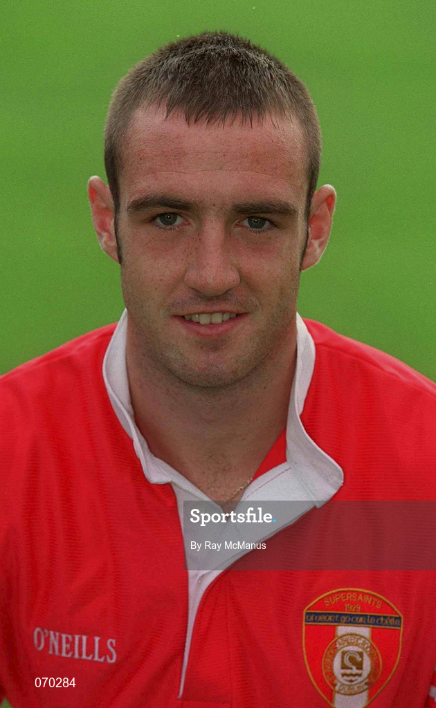 13 August 2001; David Nash during a St Patrick's Athletic, incorporating St Francis, Squad Portrait session at Richmond Park in Dublin. Photo by Ray McManus/Sportsfile