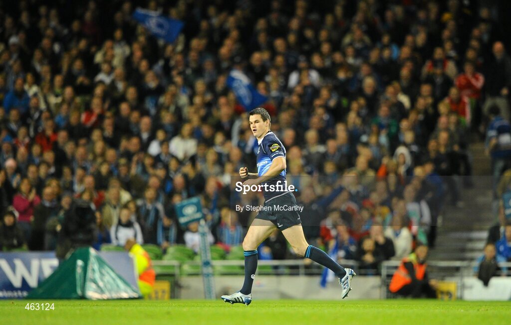 2 October 2010; Jonathan Sexton, Leinster, comes onto the pitch as a second half substitution. Celtic League, Leinster v Munster, Aviva Stadium, Lansdowne Road, Dublin. Picture credit: Stephen McCarthy / SPORTSFILE