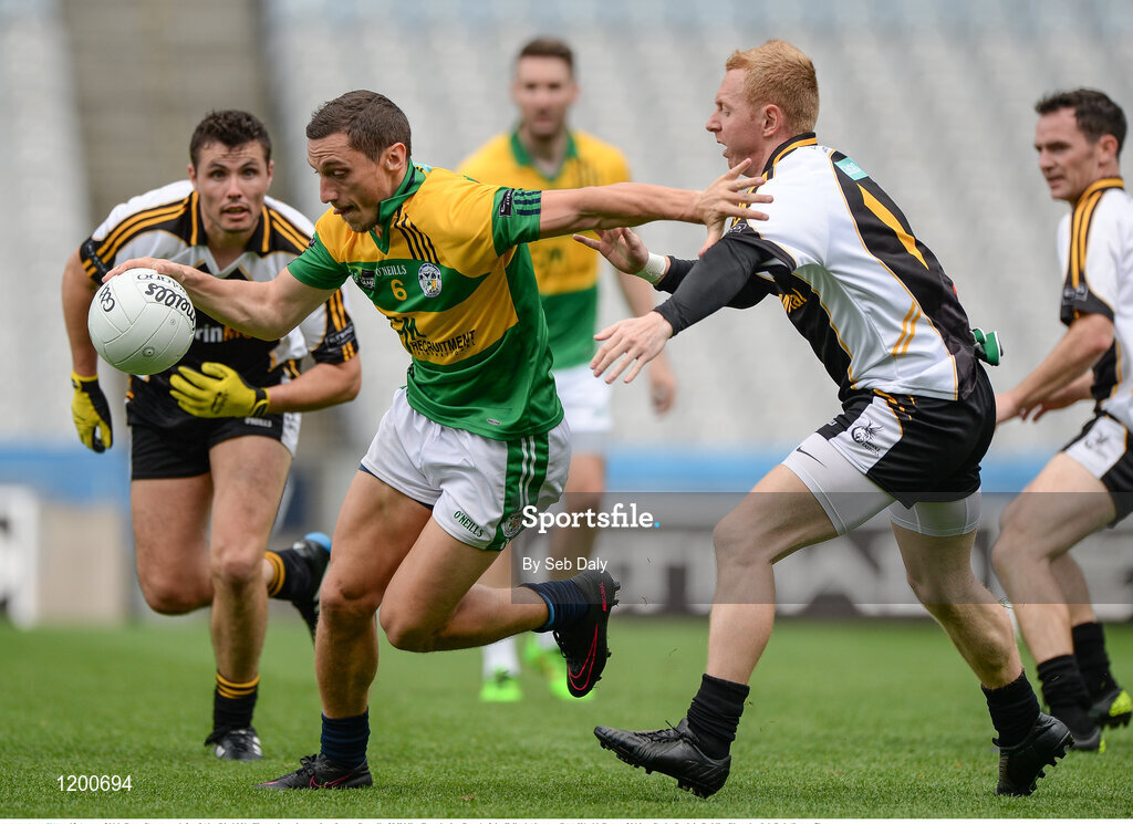 12 August 2016; Rory Corcoran, left, of Abu Dhabi Na Fianna in action against James Carroll of Middles East during Day 4 of the Etihad Airways GAA World Games 2016 at Croke Park in Dublin. Photo by Seb Daly/Sportsfile