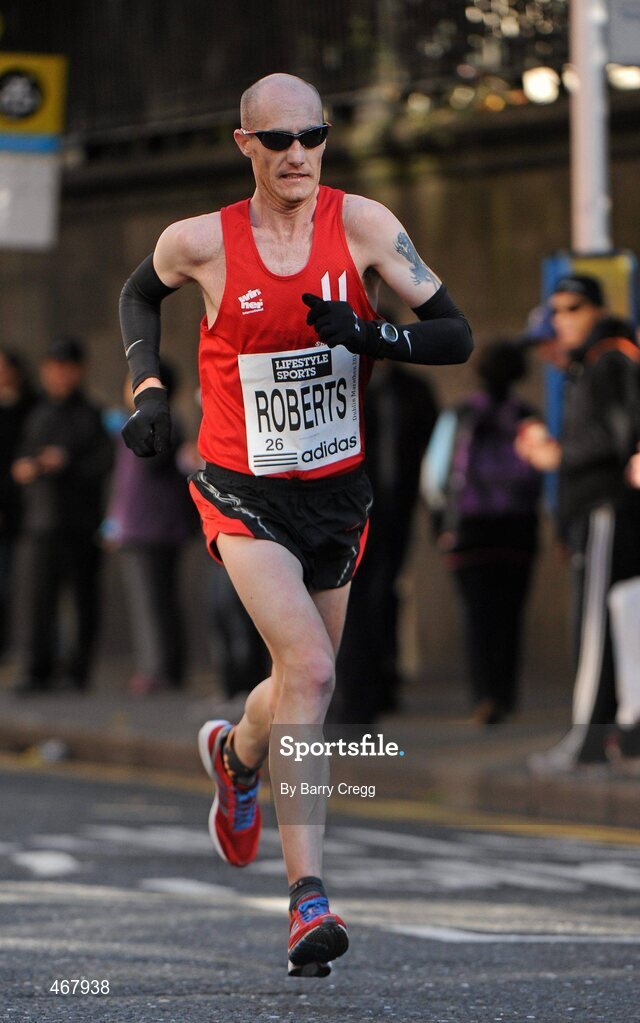 25 October 2010; Greg Roberts, from Ireland, in action during the Lifestyle Sports - adidas Dublin Marathon 2010, Merrion Square, Dublin. Picture credit: Barry Cregg / SPORTSFILE