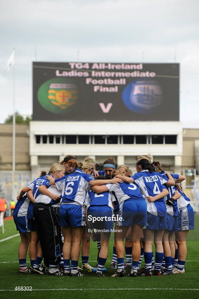 26 September 2010; The Waterford team gather in a huddle before the game. TG4 All-Ireland Intermediate Ladies Football Championship Final, Donegal v Waterford, Croke Park, Dublin. Picture credit: Brendan Moran / SPORTSFILE