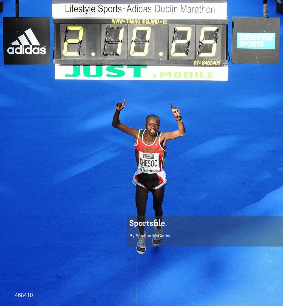 25 October 2010; Chesoo Jonath Kipchirchir, Kenya, takes fourth place during the Lifestyle Sports - adidas Dublin Marathon 2010. Dublin. Picture credit: Stephen McCarthy / SPORTSFILE