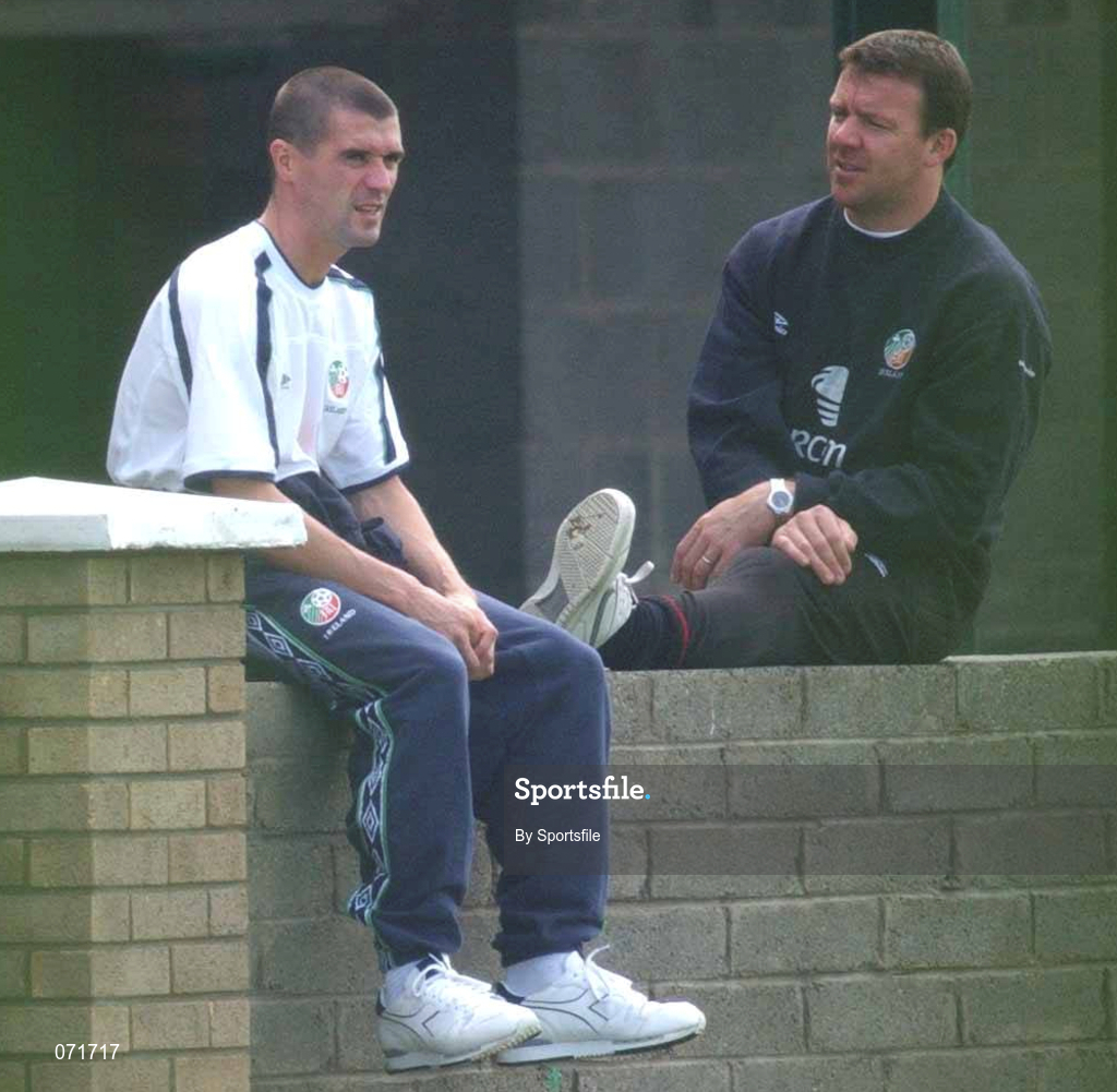 29 August 2001; Republic of Ireland captain Roy Keane and goalkeeper Alan Kelly relax during a training match between a Republic of Ireland selection and Republic of Ireland U21's at John Hyland Park in Baldonnell, Dublin. Photo by Sportsfile
