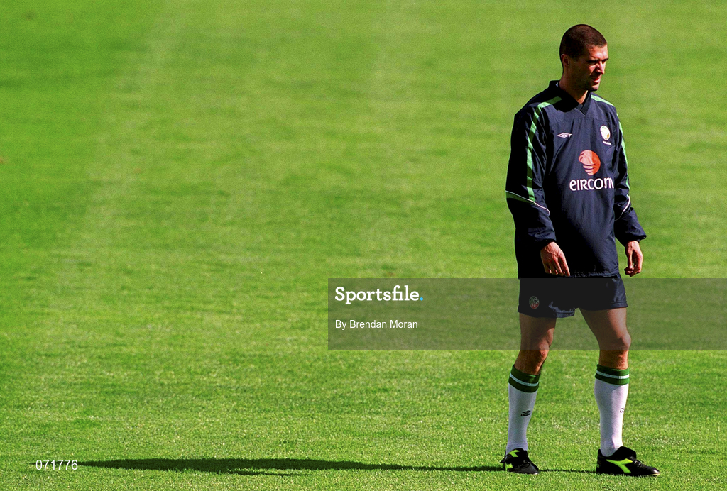 31 August 2001; Republic of Ireland captain Roy Keane during a Republic of Ireland training session at Lansdowne Road in Dublin. Photo by Brendan Moran/Sportsfile