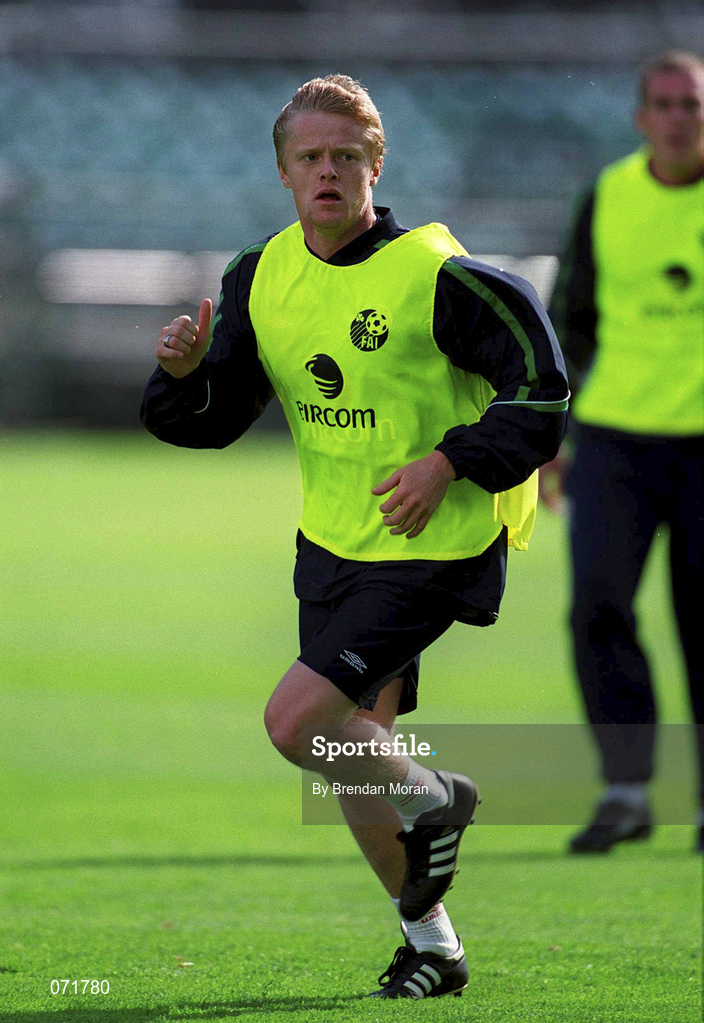 31 August 2001; Damien Duff during a Republic of Ireland training session at Lansdowne Road in Dublin. Photo by Brendan Moran/Sportsfile