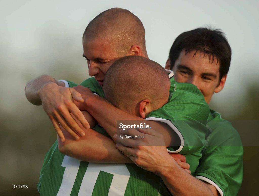31 August 2001; Graham Barrett, 10, celebrates with Republic of Ireland team-mates Shaun Byrne and Richard Sadlier, right, after scoring their first goal during the UEFA Under-21 Championship Qualifying Round match between Republic of Ireland and Netherlands at the Regional Sports Centre in Waterford. Photo by David Maher/Sportsfile