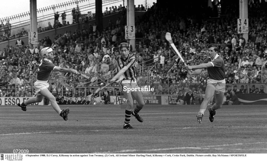 4 September 1988; DJ Carey, Kilkenny in action against Tom Twomey, (2) Cork, All Ireland Minor Hurling Final, Kilkenny v Cork, Croke Park, Dublin. Picture credit; Ray McManus / SPORTSFILE