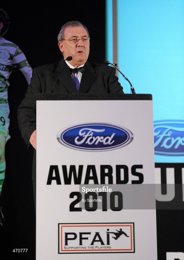 6 November 2010; Eoin Hand speaking during the awards. PFAI Ford 2010 Awards, The Burlington Hotel, Upper Leeson Street, Dublin. Photo by Sportsfile