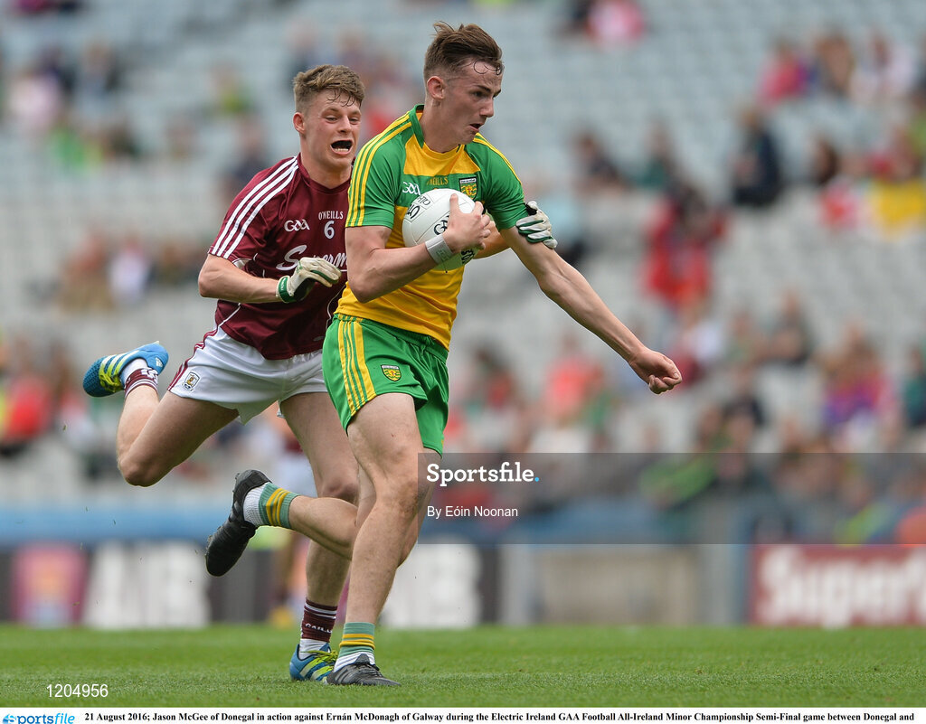 21 August 2016; Jason McGee of Donegal in action against Ernán McDonagh of Galway during the Electric Ireland GAA Football All-Ireland Minor Championship Semi-Final game between Donegal and Galway at Croke Park in Dublin. Photo by Eóin Noonan/Sportsfile