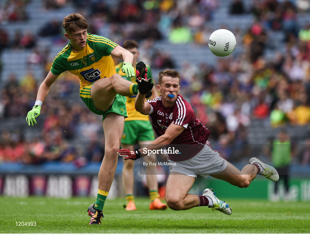 21 August 2016; Kieran Gallagher of Donegal in action against John Maher of Galway during the Electric Ireland GAA Football All-Ireland Minor Championship Semi-Final game between Donegal and Galway at Croke Park in Dublin. Photo by Ray McManus/Sportsfile