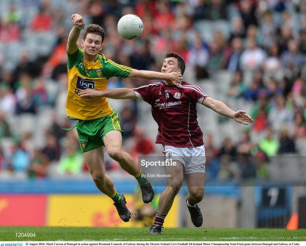 21 August 2016; Mark Curran of Donegal in action against Desmond Conneely of Galway during the Electric Ireland GAA Football All-Ireland Minor Championship Semi-Final game between Donegal and Galway at Croke Park in Dublin. Photo by Eóin Noonan/Sportsfile