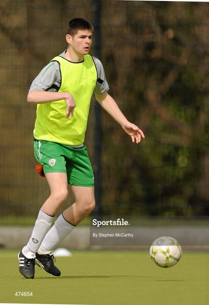 9 April 2010; Dara Snell, from Arklow, Wicklow, in action during an Ireland paralympic squad training camp. Ireland Paralympic Squad Training Camp - April 2010, University of Limerick, Limerick. Picture credit: Stephen McCarthy / SPORTSFILE
