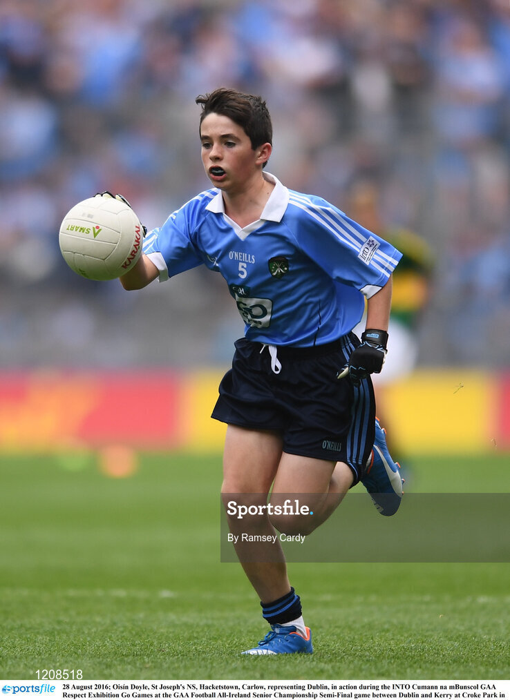 28 August 2016; Oisín Doyle, St Joseph's NS, Hacketstown, Carlow, representing Dublin, in action during the INTO Cumann na mBunscol GAA Respect Exhibition Go Games at the GAA Football All-Ireland Senior Championship Semi-Final game between Dublin and Kerry at Croke Park in Dublin. Photo by Ramsey Cardy/Sportsfile